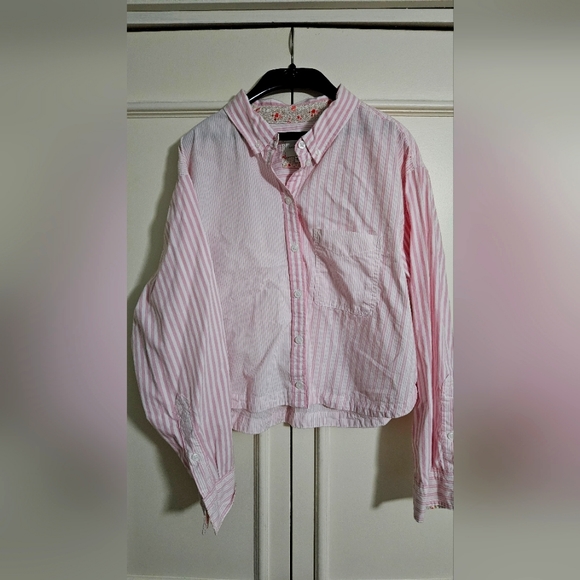 AE Button Down Shirt - Picture 1 of 1